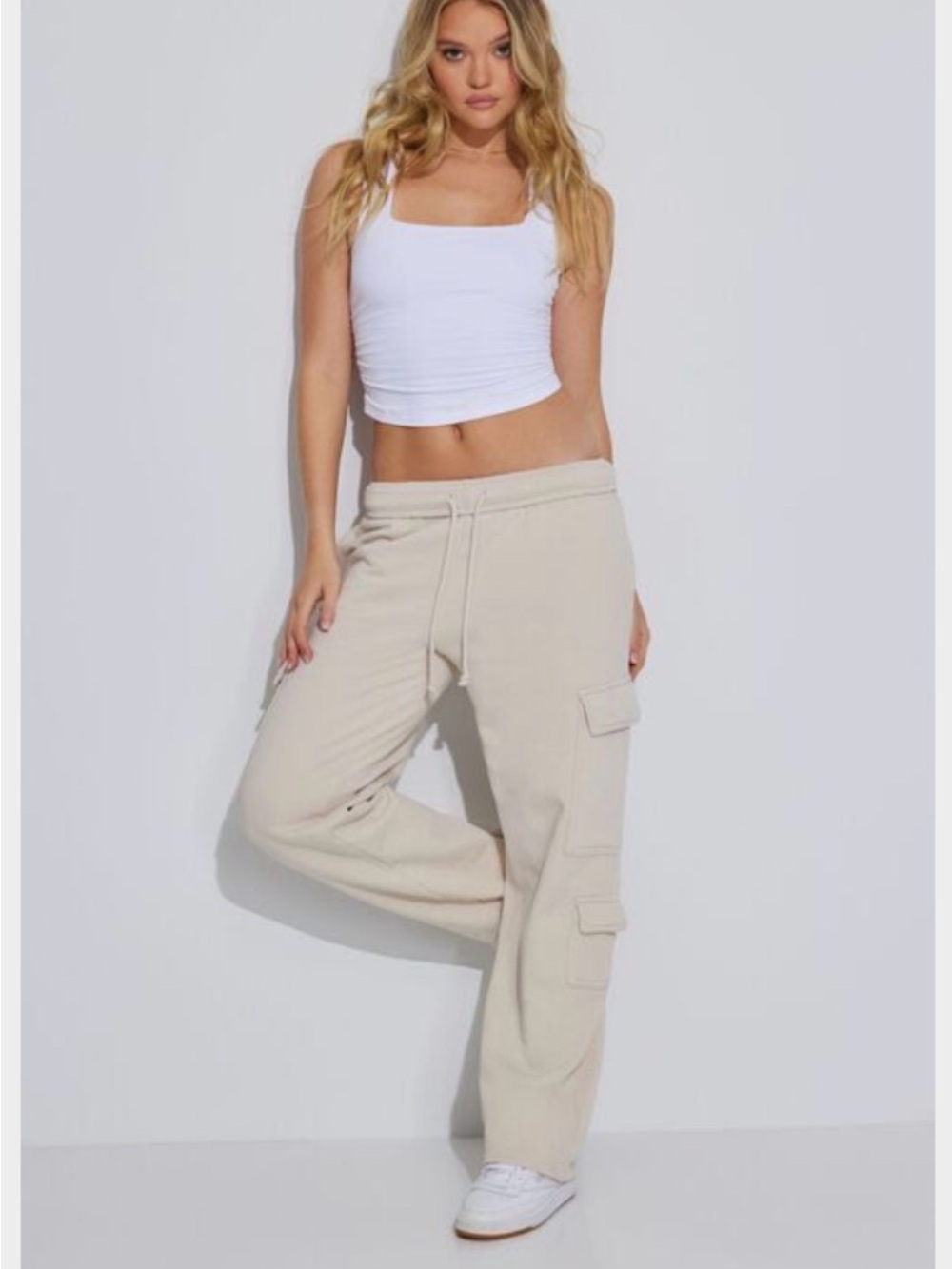 Garage fleece cargo sweatpants in pebble grey